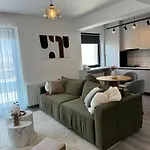 Velvet Apartment