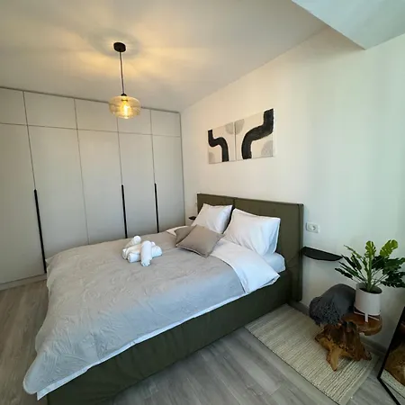 Velvet * براشوف