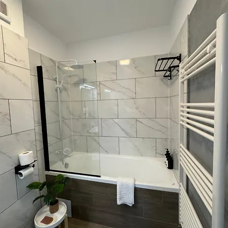 شقة Velvet براشوف